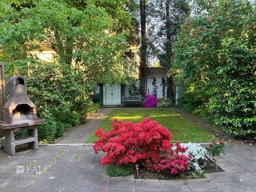 Garten - 3 Zimmer Etagenwohnung in Köln