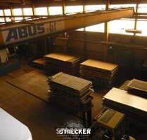 Freie Produktionshalle mit Verwaltung und Schwerlastkränen - Bruchsal