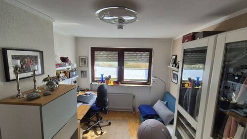 Kinder- oder Arbeitszimmer1 - 