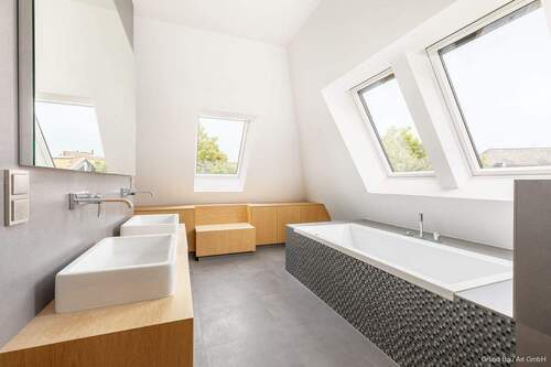 En Suite Bad - 