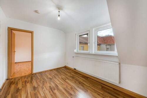 Wohnen zum Schlafen - 2 Zimmer Etagenwohnung zum Kaufen in Stuttgart-Münster
