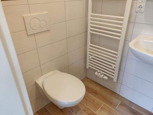 Erdgeschosswohnung - 