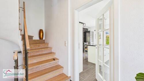 EG - Diele und Treppenhaus - 4 Zimmer Einfamilienhaus zum Kaufen in Perl