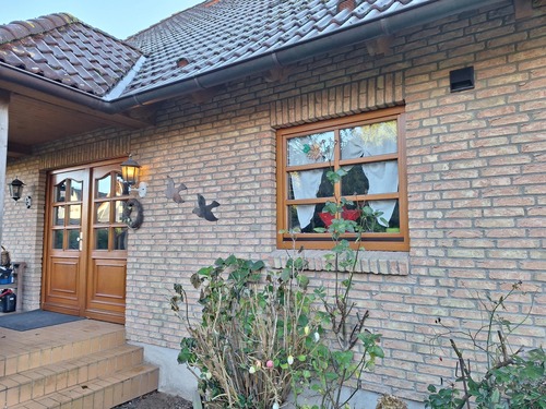 Herzlich willkommen in der Hauptwohnung - Drei in Einem - Zwei schöne Einfamilienhäuser nebst Einliegerwohnung in KappelnKopperby