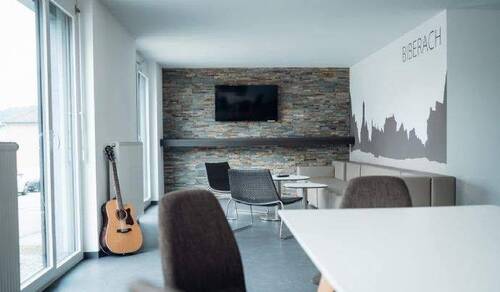 Lounge 2 - 
