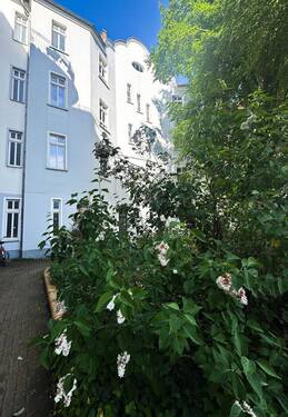 Blick auf den Seitenflügel.jpg - 