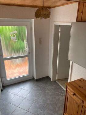 Diele , Eingang.jpg - 4 Zimmer Einfamilienhaus zur Miete in Neustadt an der Weinstraße