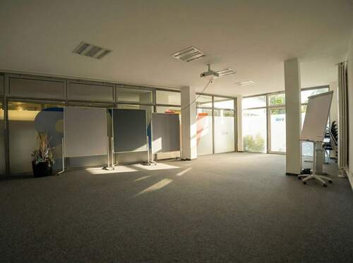 [KI-optimiertes Foto] - 3 Zimmer Etagenwohnung in Saarlouis