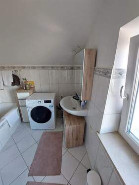 Duschbad in der Wohnung 2. OG - 