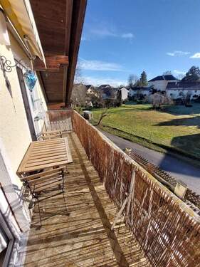 sonniger Süd-Balkon - Mehrfamilienhaus, Wohnhaus in Fridolfing zum Kaufen