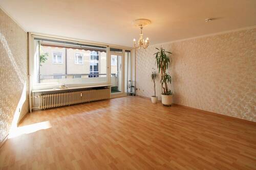 Ansicht Wohnbereich - Charmante 2-Zimmer-Wohnung mit Loggia in Citylage