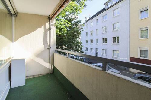 Ansicht Loggia - 2 Zimmer Einfamilienhaus zum Kaufen in Wuppertal