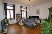 Bild1 - Hier schlägt das Altbau-Fan-Herz höher! Schöne 2-Zi-Whg mit EBK + Stellplatz Nähe HUKBahnhof