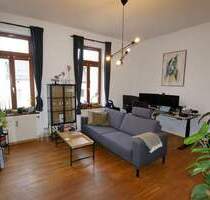 Hier schlägt das Altbau-Fan-Herz höher! Schöne 2-Zi-Whg mit EBK + Stellplatz Nähe HUKBahnhof - Coburg