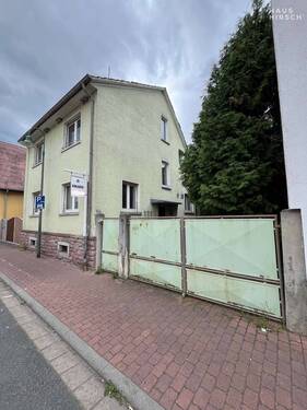 Vorderseite - 6 Zimmer Mehrfamilienhaus, Wohnhaus zum Kaufen in Dietzenbach