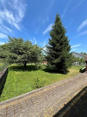 Grundstück - NEU NEU NEU Sehr gut gelegenes Grundstück in Nollingen ideal für Ein- bis Zweifamilienhaus oder Doppelhausbebauung