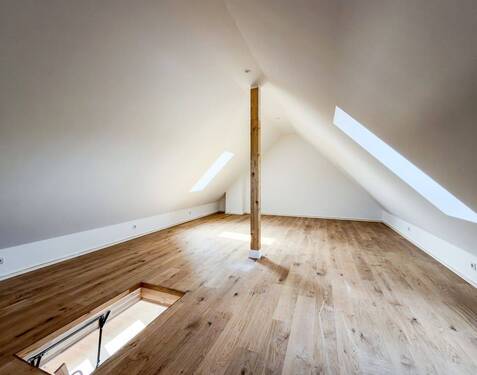 Spitzboden Hobby - 