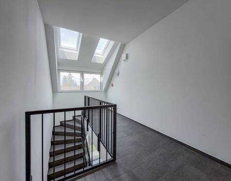 Treppenhaus - Etagenwohnung mit 76,80 m&sup2; in Berlin zum Kaufen