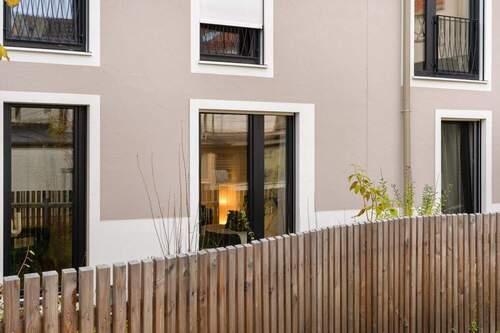 Vorgarten vor Ihren Fenstern - 