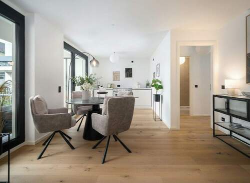 Lichtgefüllter Wohnbereich - 3 Zimmer Terrassenwohnung zum Kaufen in Grafing