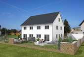 DH Janic Garten Giebel Ost.png - Doppelhaushälften Neubau in Neumarkt- Woffenbach in schöner Wohnlage.