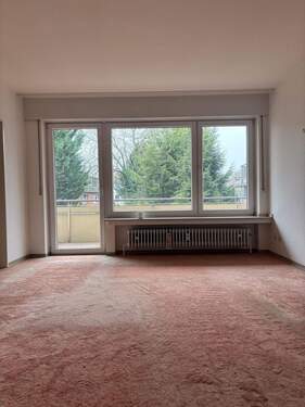 Wohnzimmer - 2 Zimmer Etagenwohnung zum Kaufen in Düsseldorf