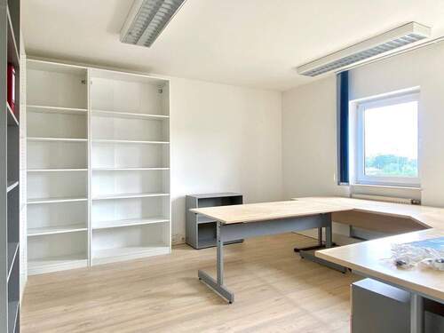 Büro7.jpg - 