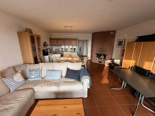 Wohnzimmer - 2 Zimmer Etagenwohnung in Hohwacht