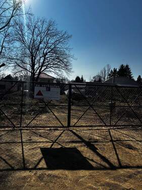 Blick aufs Grundstück - Baugrundstück in Neuenhagen bei Berlin