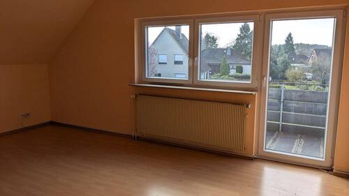 PXL_20260329_095444542.jpg - 3 Zimmer Etagenwohnung in Wietze