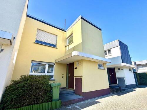 Vorderansicht - 4 Zimmer Reihenmittelhaus zum Kaufen in Offenbach