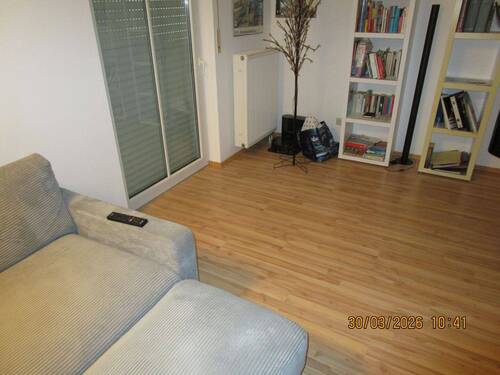 IMG_3237.JPG - TOP - Lage in Nürnberg - Erlenstegen! 3 Zi. Whg. mit EBK, Terrasse u. privatem Gartenanteil. Tiefgaragenstellplatz auf Wunsch vorhanden.