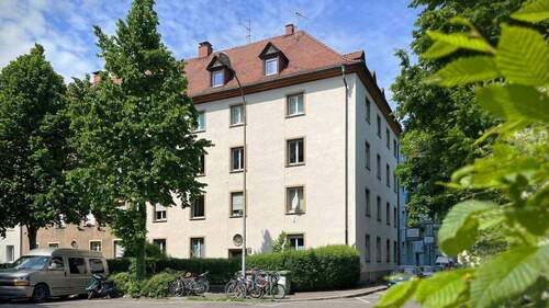 Außenansicht - Helle, vollmöblierte 2-Zimmer-Wohnung in Freiburg-Haslach