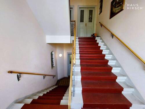 Gepflegtes Treppenhaus - 