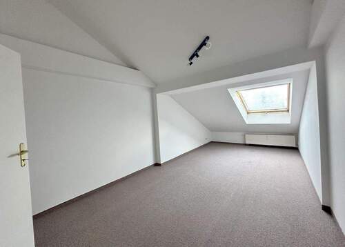 Zimmer 1 - Etagenwohnung mit 108,00 m&sup2; in Frankfurt (Oder) zur Miete