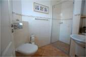 Gäste-Duschbad - 5 Zimmer Einfamilienhaus in Wiefelstede