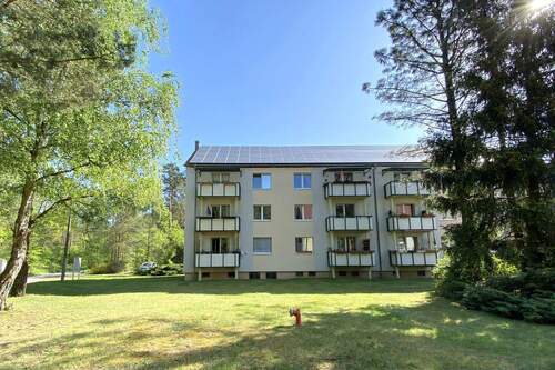 IMG_6823 - Handwerkerobjekt. Balkonwohnung mit Tageslichtbad und optionalem Garten