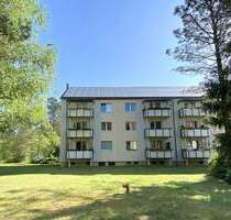 Handwerkerobjekt. Balkonwohnung mit Tageslichtbad und optionalem Garten - Rauen