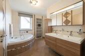 OG Badezimmer 1 - 