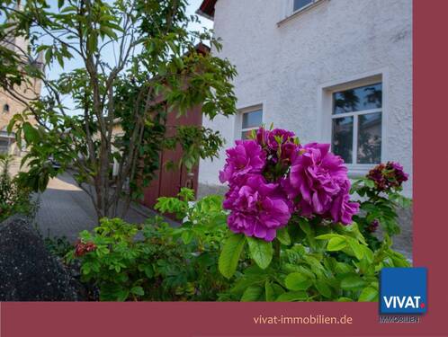 Bild 1 - Bestes Raumklima zum Wohlfühl-Wohnen. Liebevoll modernisiertes Fachwerkhaus mit viel Platz und Hof.