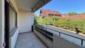 Die Wohnung verfügt über einen überdachten Nord-West-Balkon - 