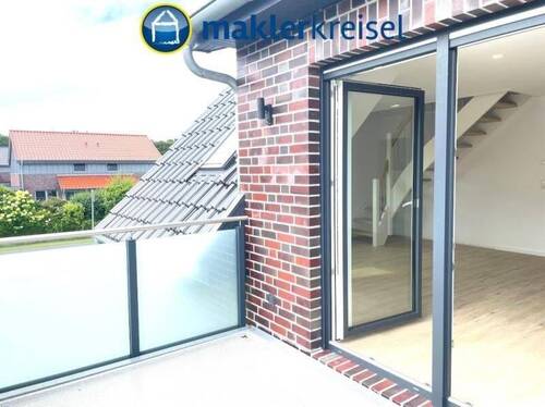 10 - Lichtdurchflutetes Wohnen: Dachgeschosswohnung mit zeitgemäßem Design