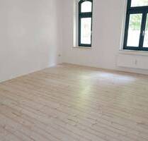 WG-geeignet - modernes Laminat - Bad mit Dusche - frei ab 1.11.25 - Chemnitz Hilbersdorf