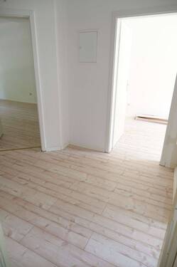 Flur - 3 Zimmer Etagenwohnung zur Miete in Chemnitz