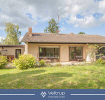 RUHIGES REFUGIUM: ZEITLOSER BUNGALOW IN INNING AM AMMERSEE