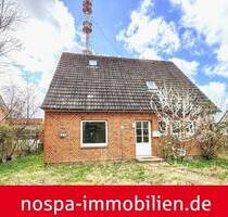 OFFENES ONLINE-BIETERVERFAHREN: Einfamilienhaus mit Sanierungspotenzial in ruhiger Lage! - Garding
