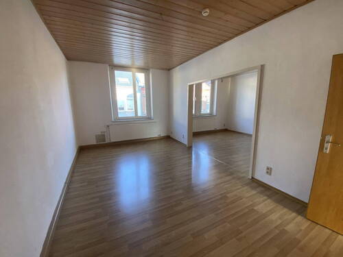 Esszimmer/Arbeitszimmer - Etagenwohnung mit 100,00 m&sup2; in Hof zur Miete
