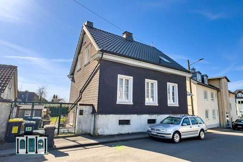 Haupthaus Straßenseite - Einfamilienhaus mit 174,00 m² in Wuppertal zum Kaufen