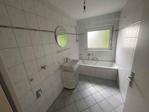 Badezimmer_www.villingen.immobilien - 