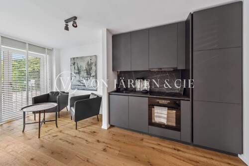 Ess-Küchen-Bereich - MÖBLIERTES STUDIO MIT BALKON UND GROSSZÜGIGEM GEMEINSCHAFTSGARTEN